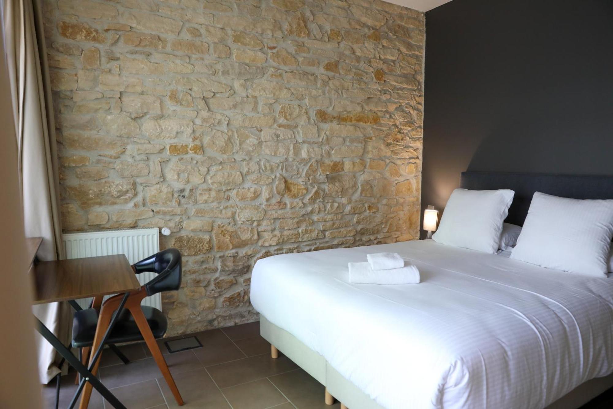 Sequoias Golf & Ressort Hotel Ruy-Montceau Exterior foto