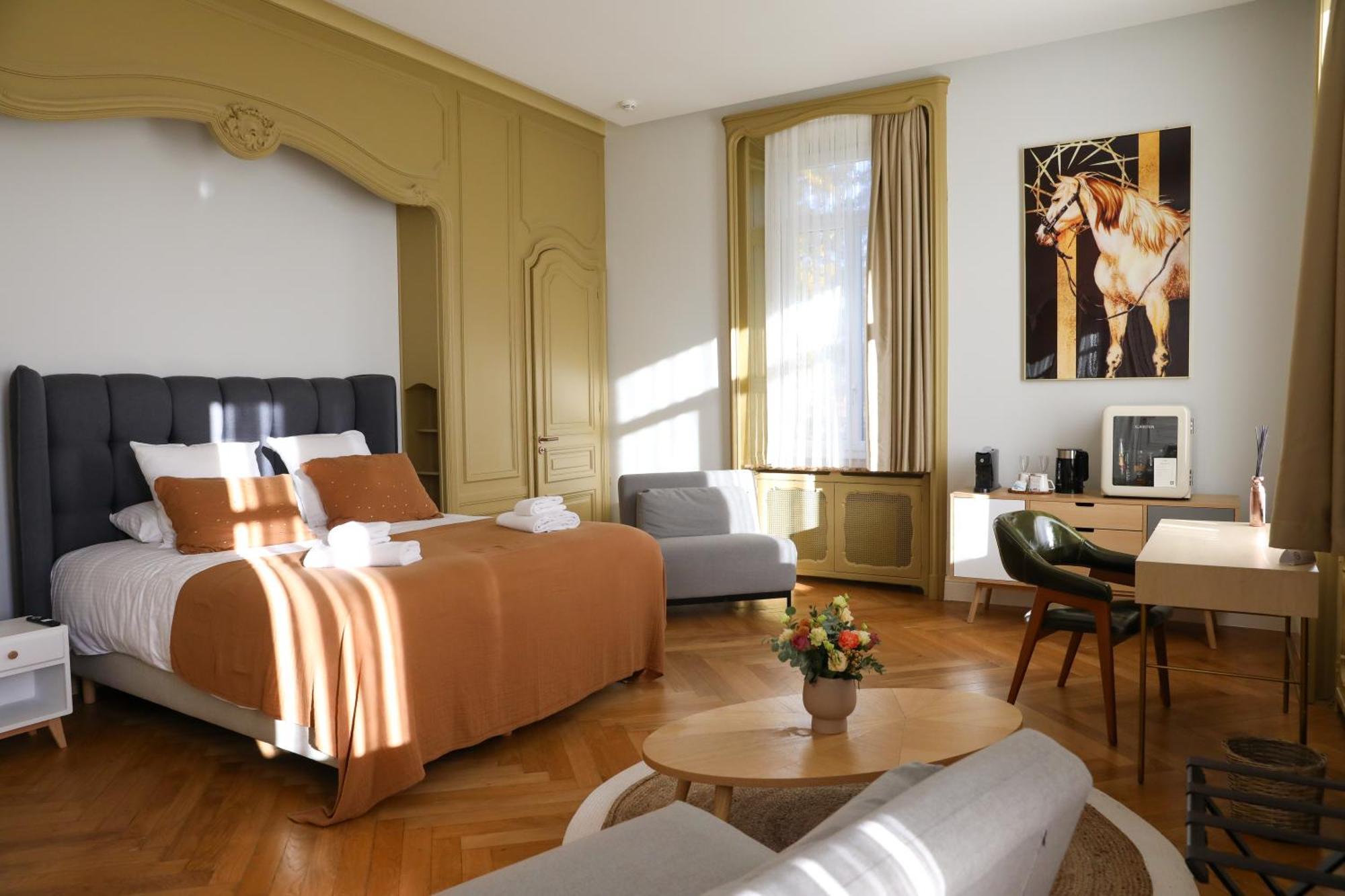 Sequoias Golf & Ressort Hotel Ruy-Montceau Exterior foto
