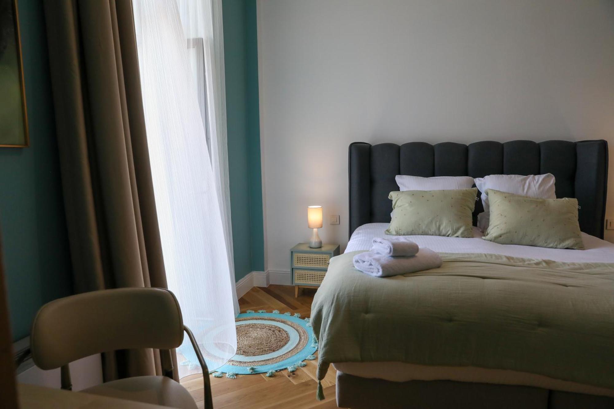 Sequoias Golf & Ressort Hotel Ruy-Montceau Exterior foto