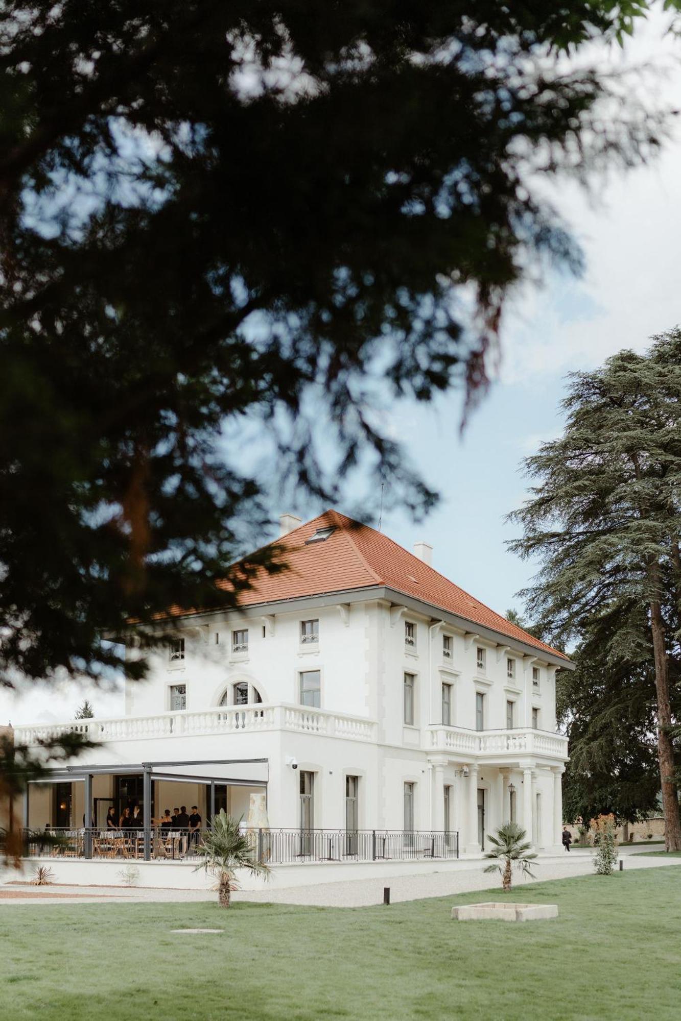 Sequoias Golf & Ressort Hotel Ruy-Montceau Exterior foto